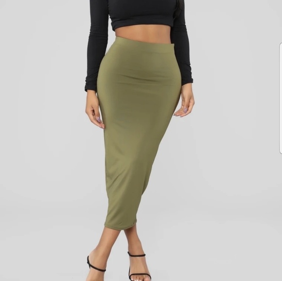 Fashion Nova Dresses & Skirts - FASHION NOVA skirt Fashion Nova Dresses & Skirts - FASHION NOVA skirt